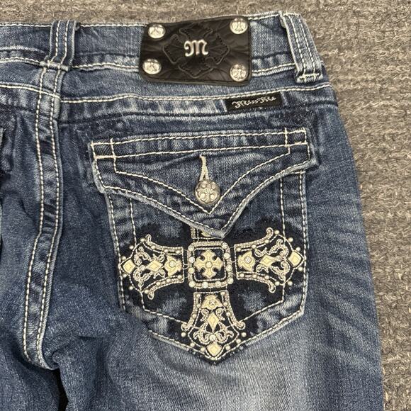 Miss Me Jeans 27 x 34 Boot Cut Rhinestone Sequin Bling Distressed Buckle Cross - Picture 10 of 13